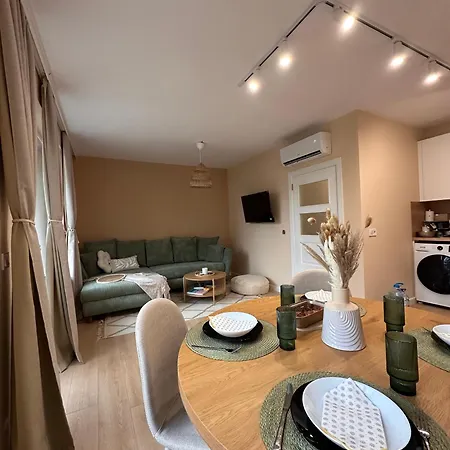 Waveapartment Βάρνα